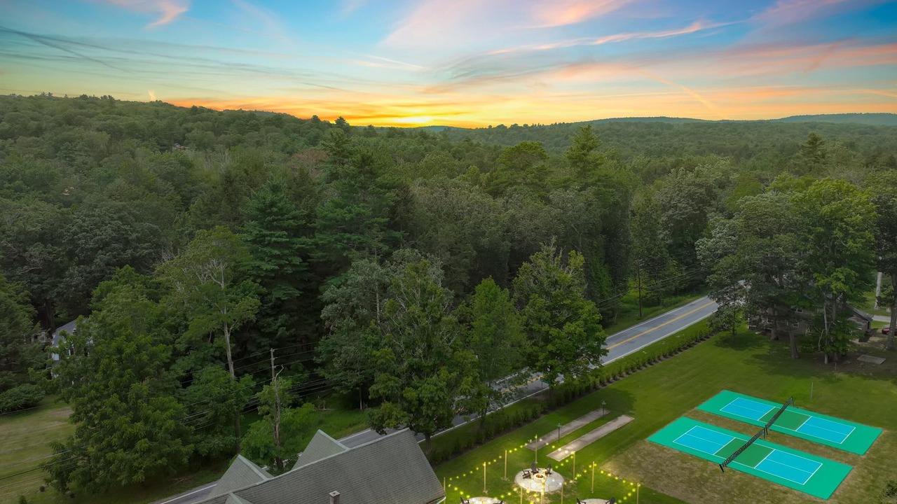 Photo of Outdoor in Canadensis