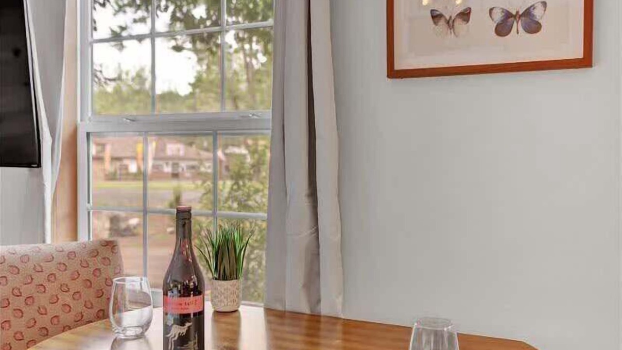 Photo of Others in Canadensis