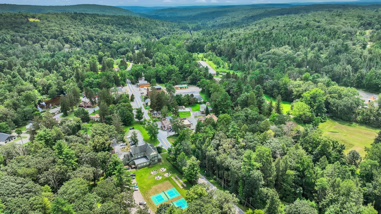 Photo of Outdoor in Canadensis