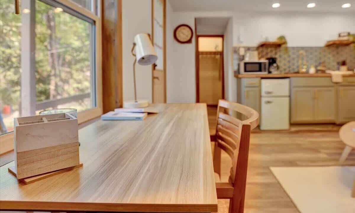 Photo of Others in Canadensis