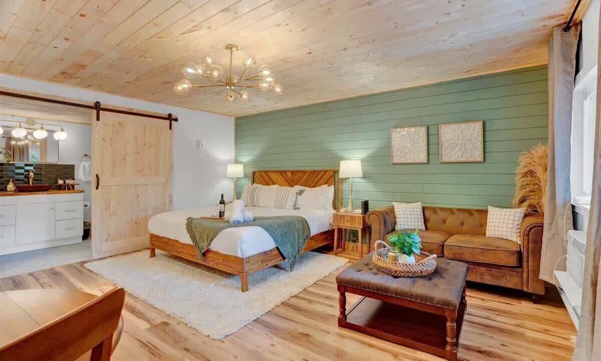 Photo of Bedroom in Canadensis