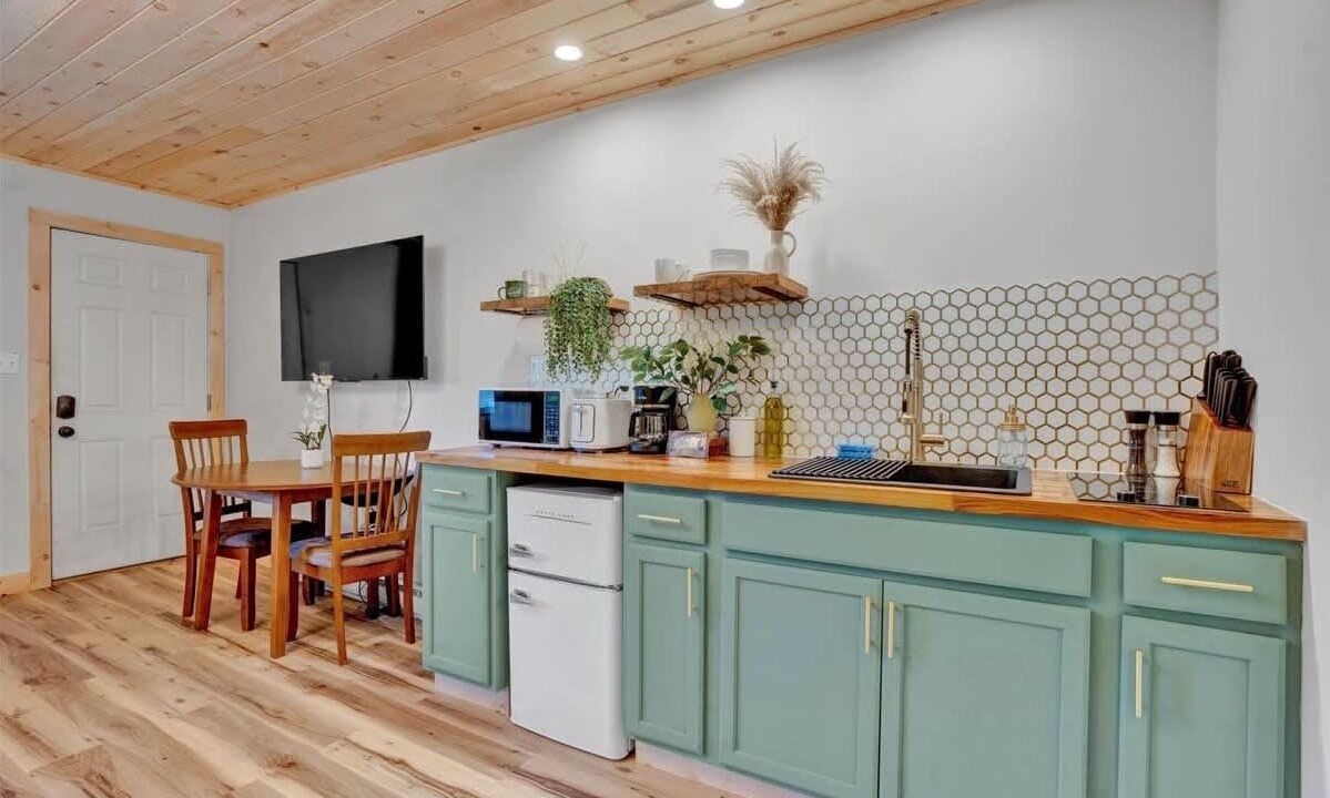 Photo of Kitchen in Canadensis