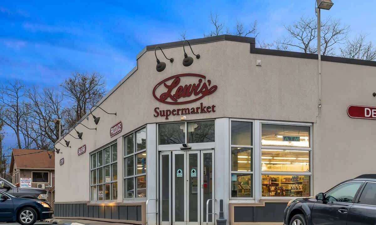 Photo of Outdoor in Canadensis