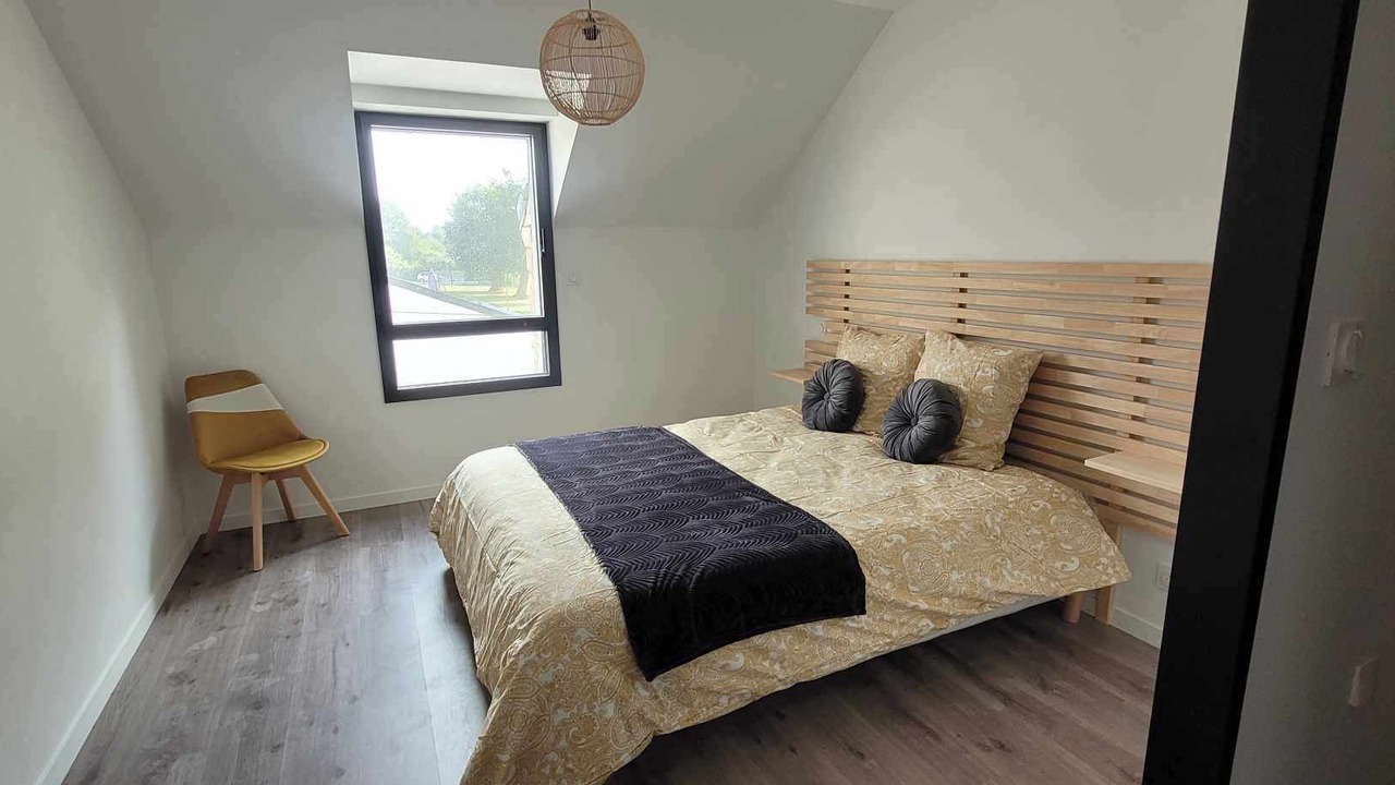 Photo of Bedroom in Peaule