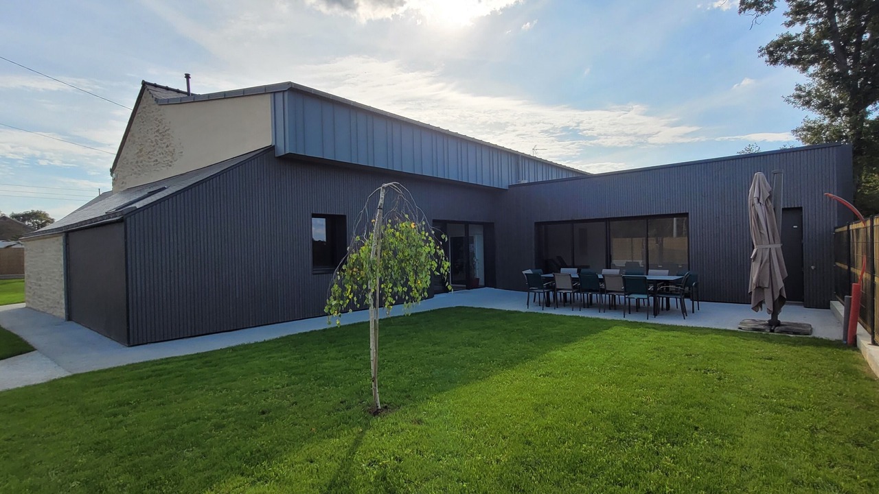 Photo of Outdoor in Peaule