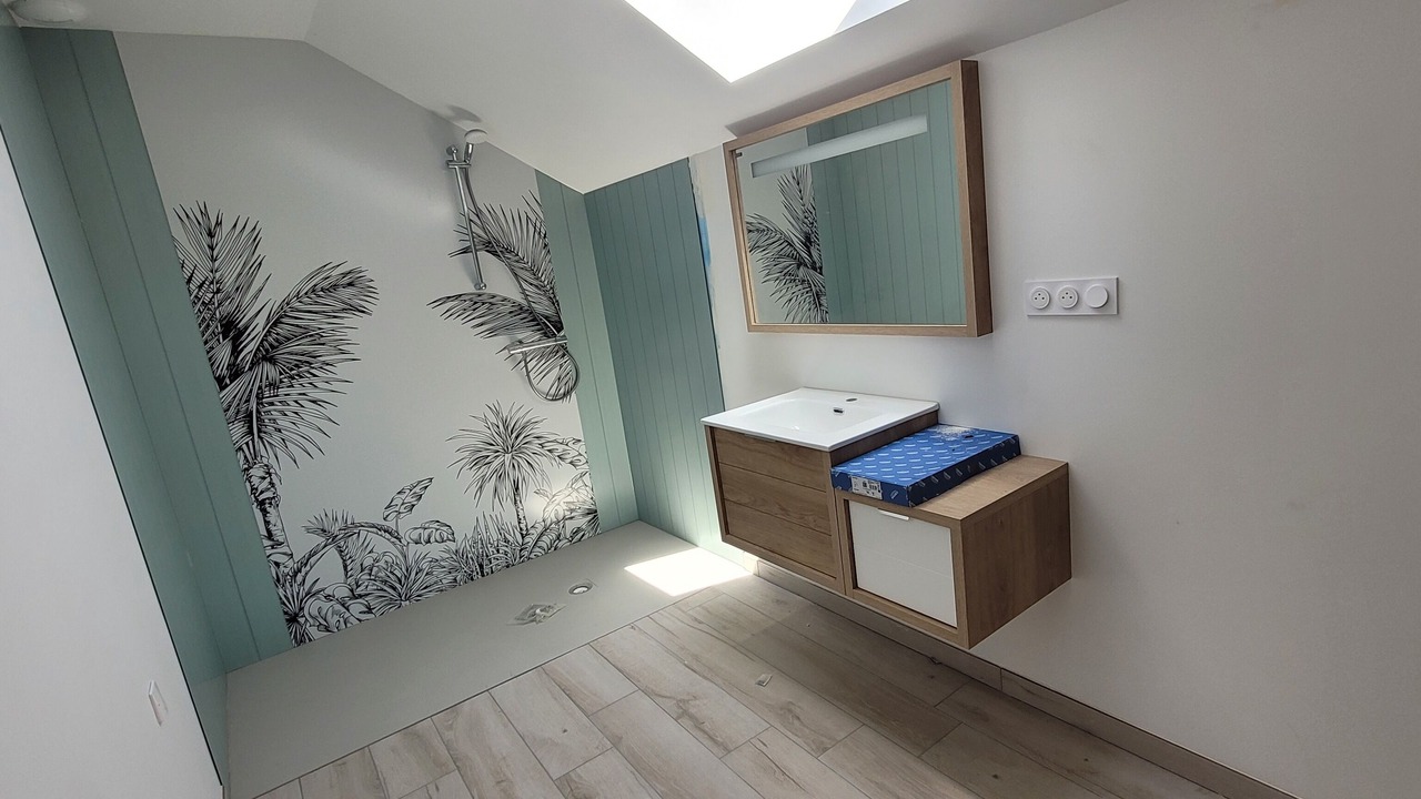 Photo of Bathroom in Peaule
