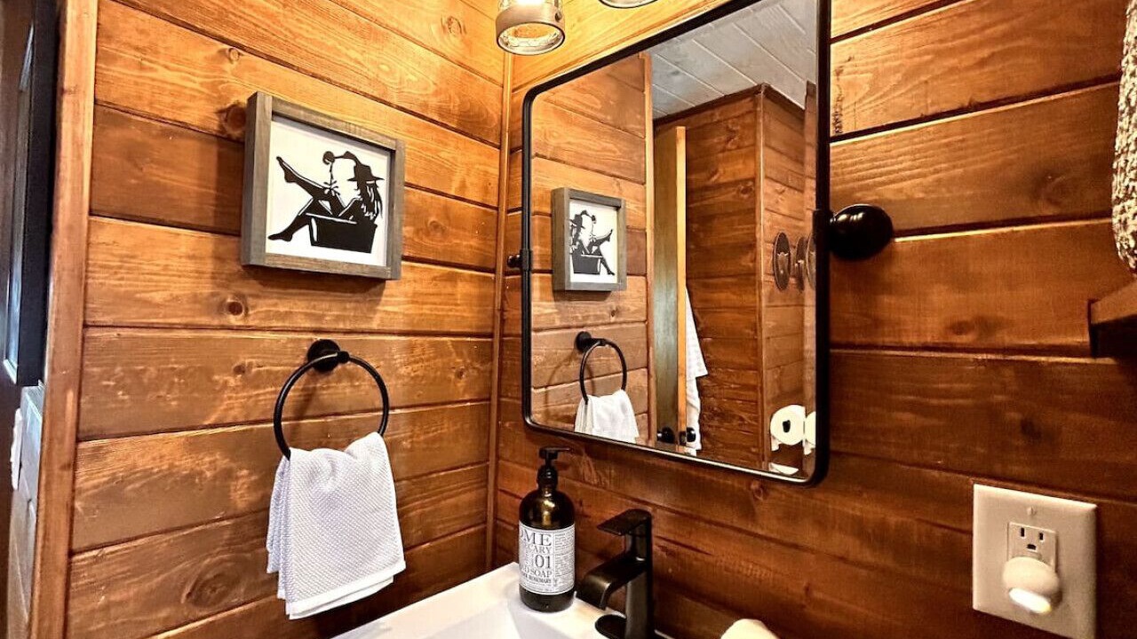 Photo of Bathroom in Young Harris