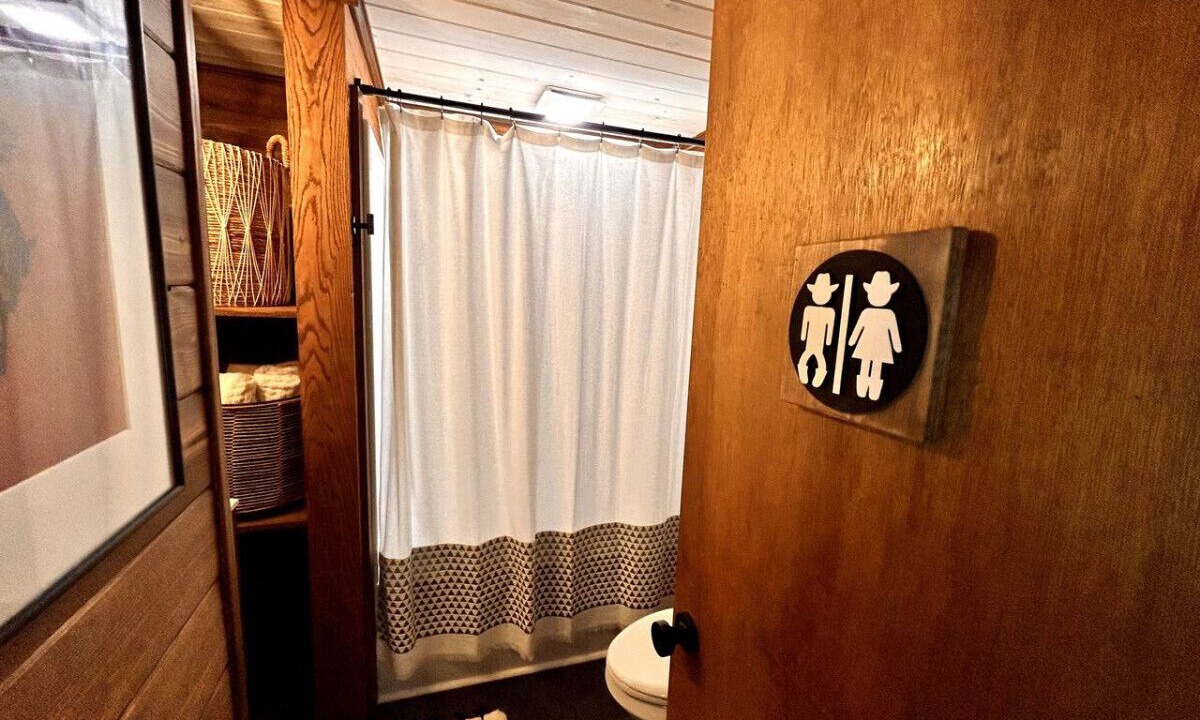 Photo of Bathroom in Young Harris