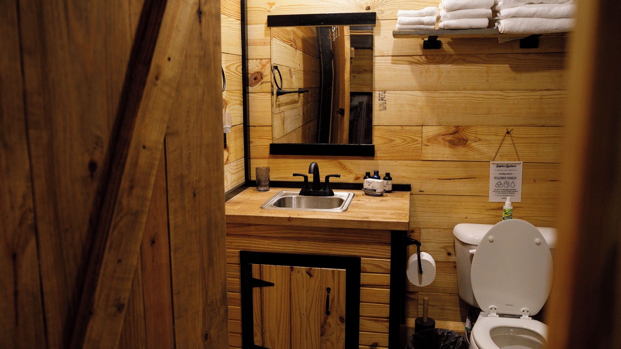 Photo of Bathroom in Powell