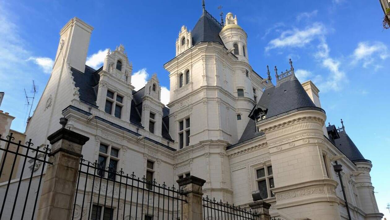 Photo of Others in Downtown Angers