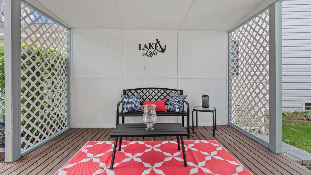 Photo of Patio Balcony in Portage Lakes