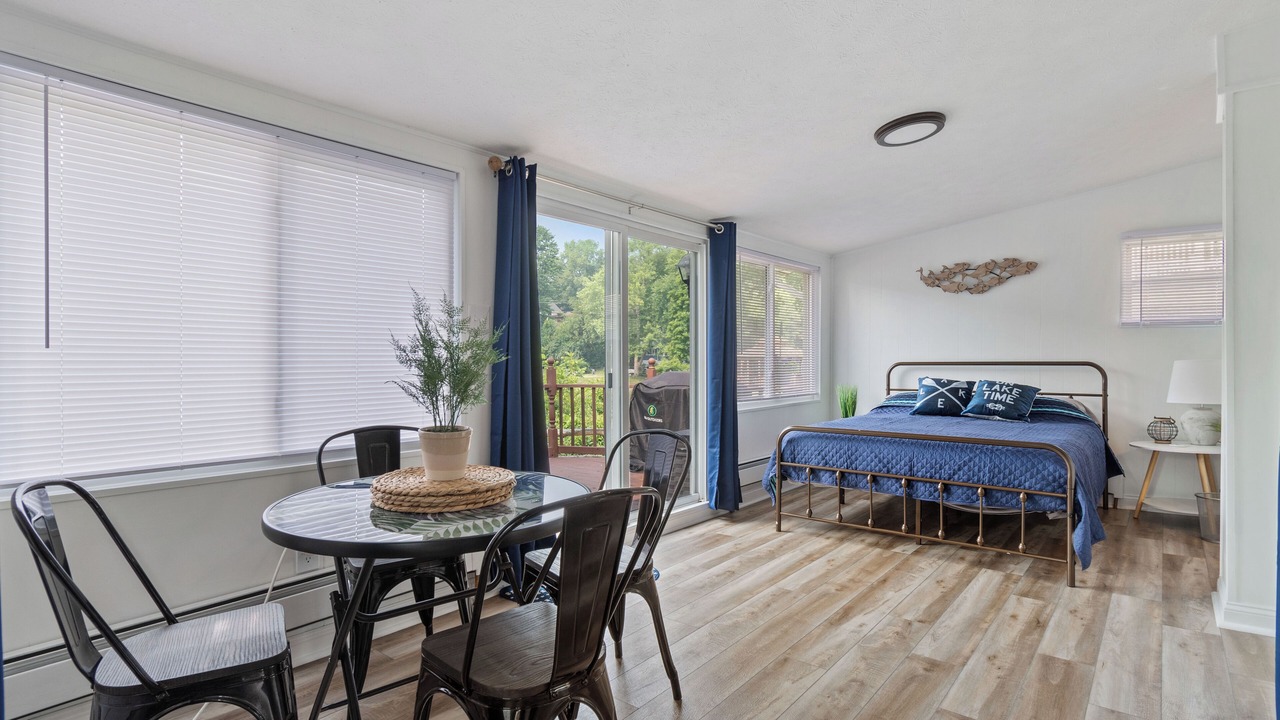 Photo of Bedroom in Portage Lakes