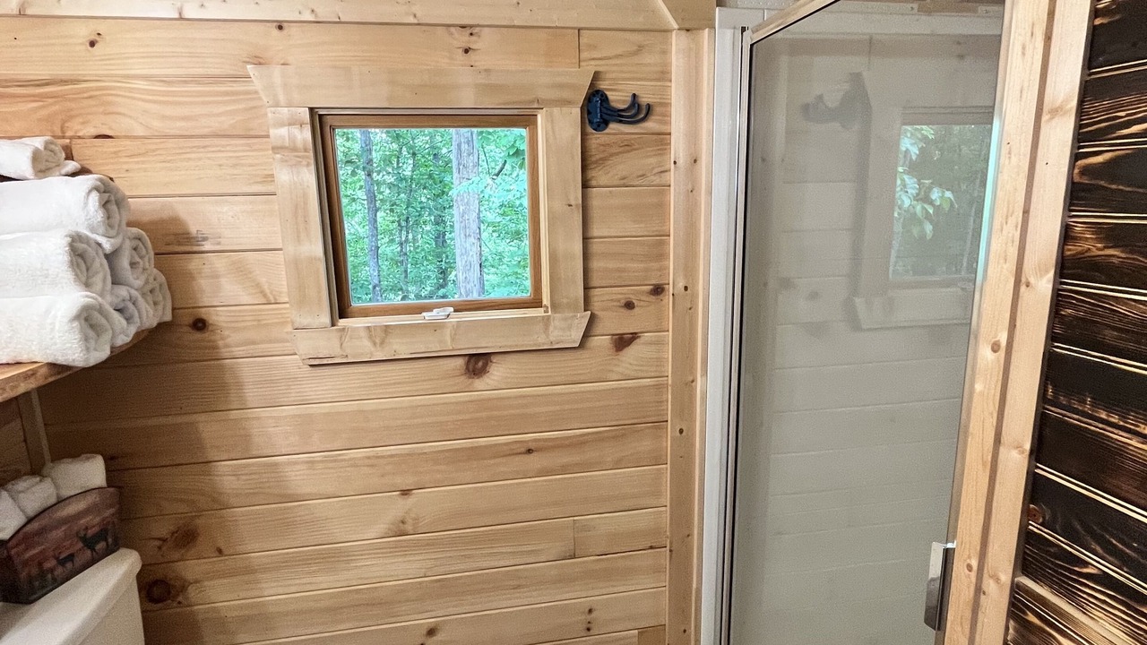 Photo of Bathroom in Sweetwater