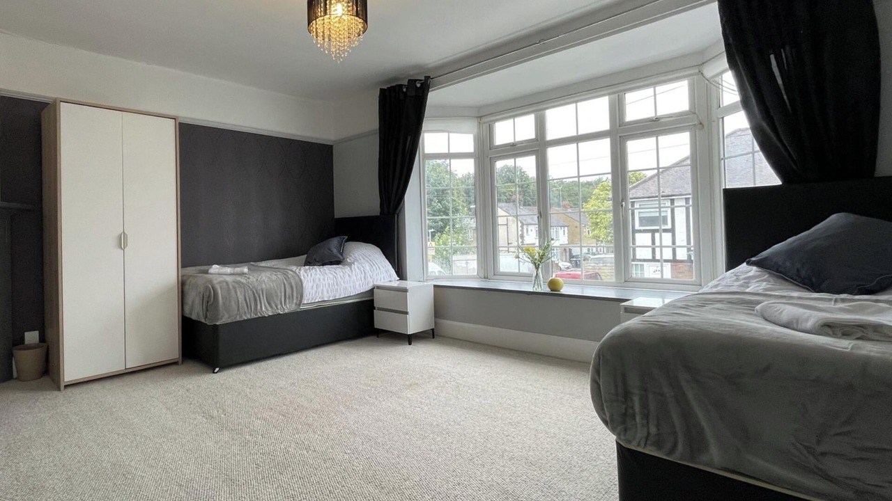 Photo of Others in Luton