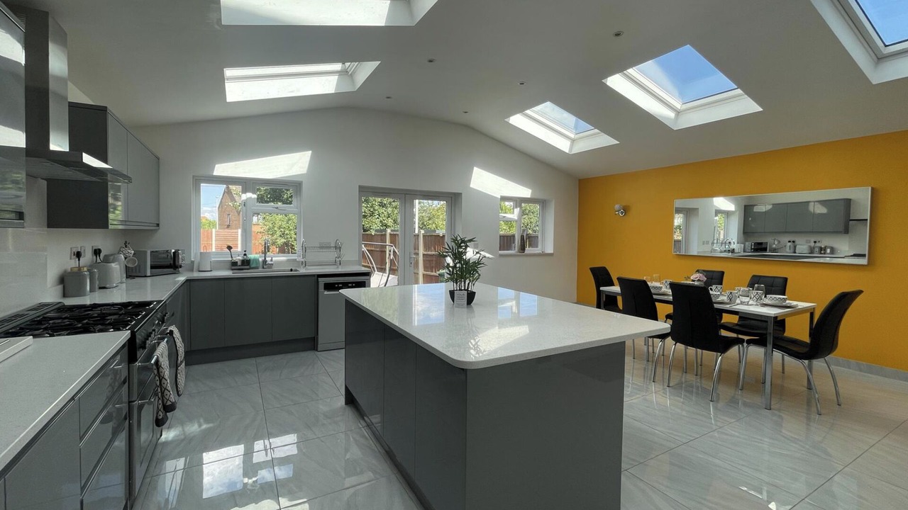 Photo of Others in Luton