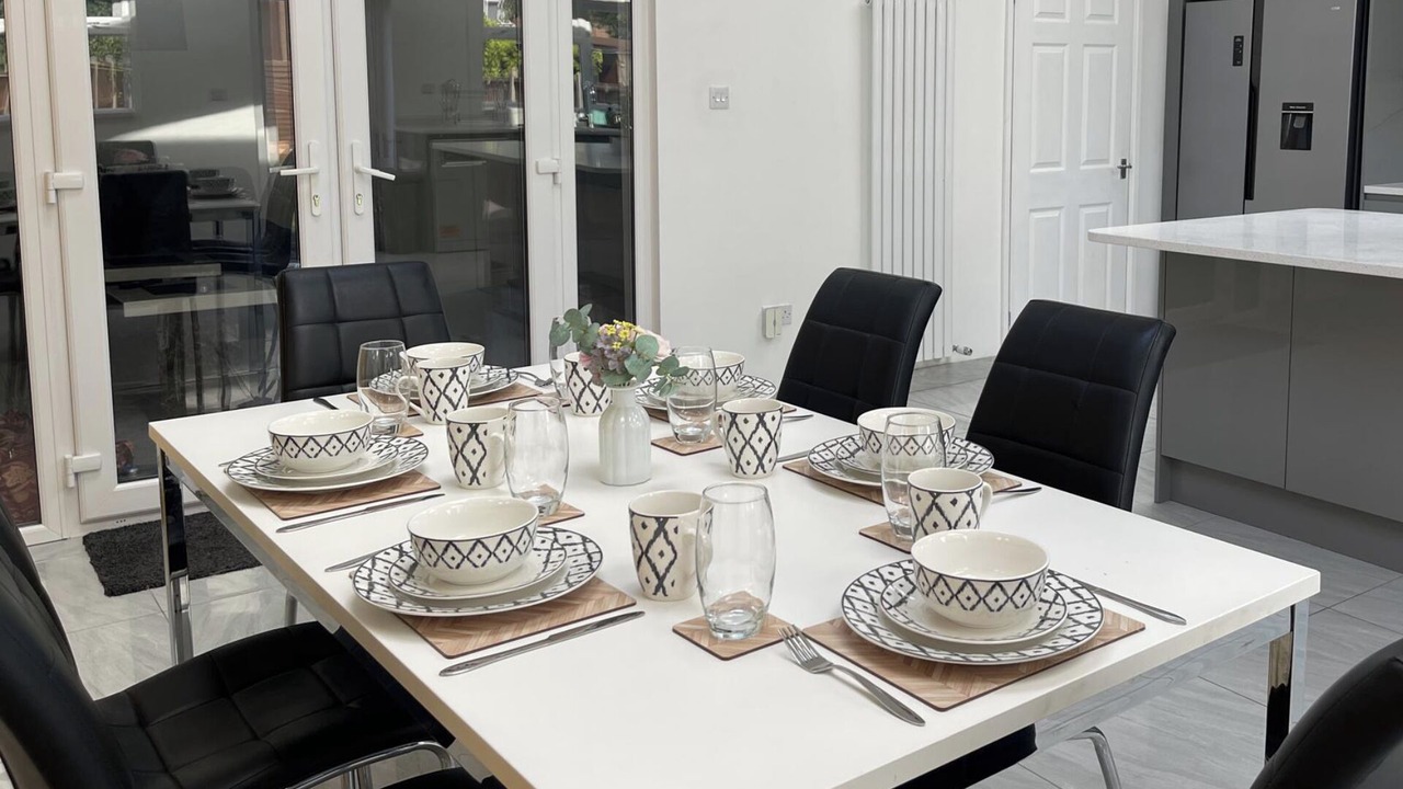 Photo of Others in Luton