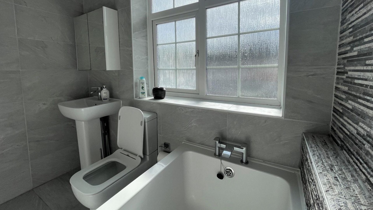 Photo of Others in Luton