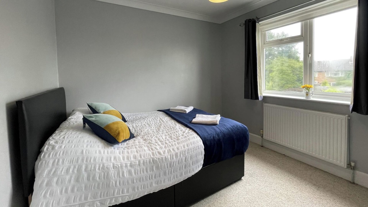 Photo of Others in Luton