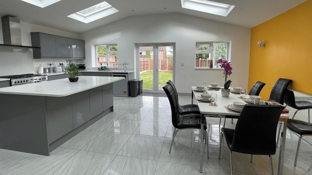 Photo of Others in Luton