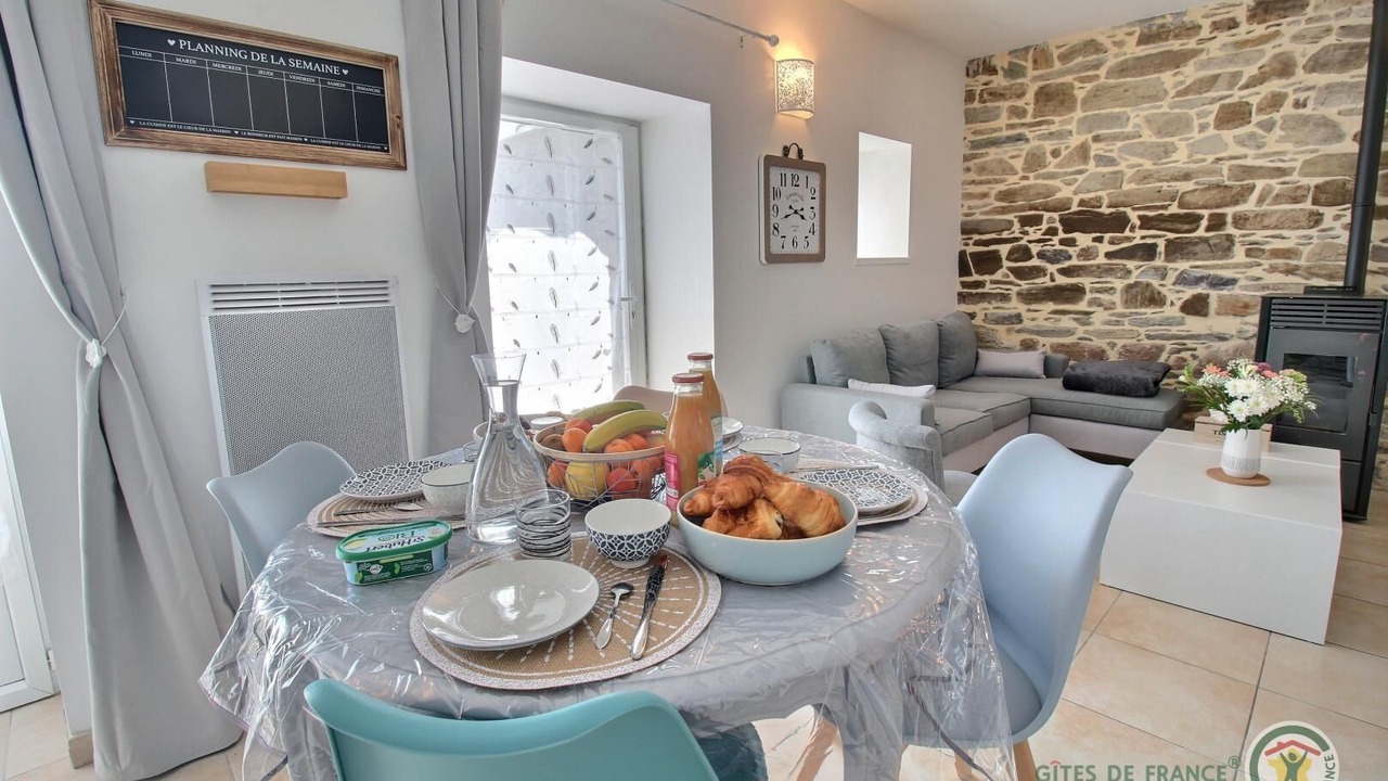 Photo of Others in Rospez