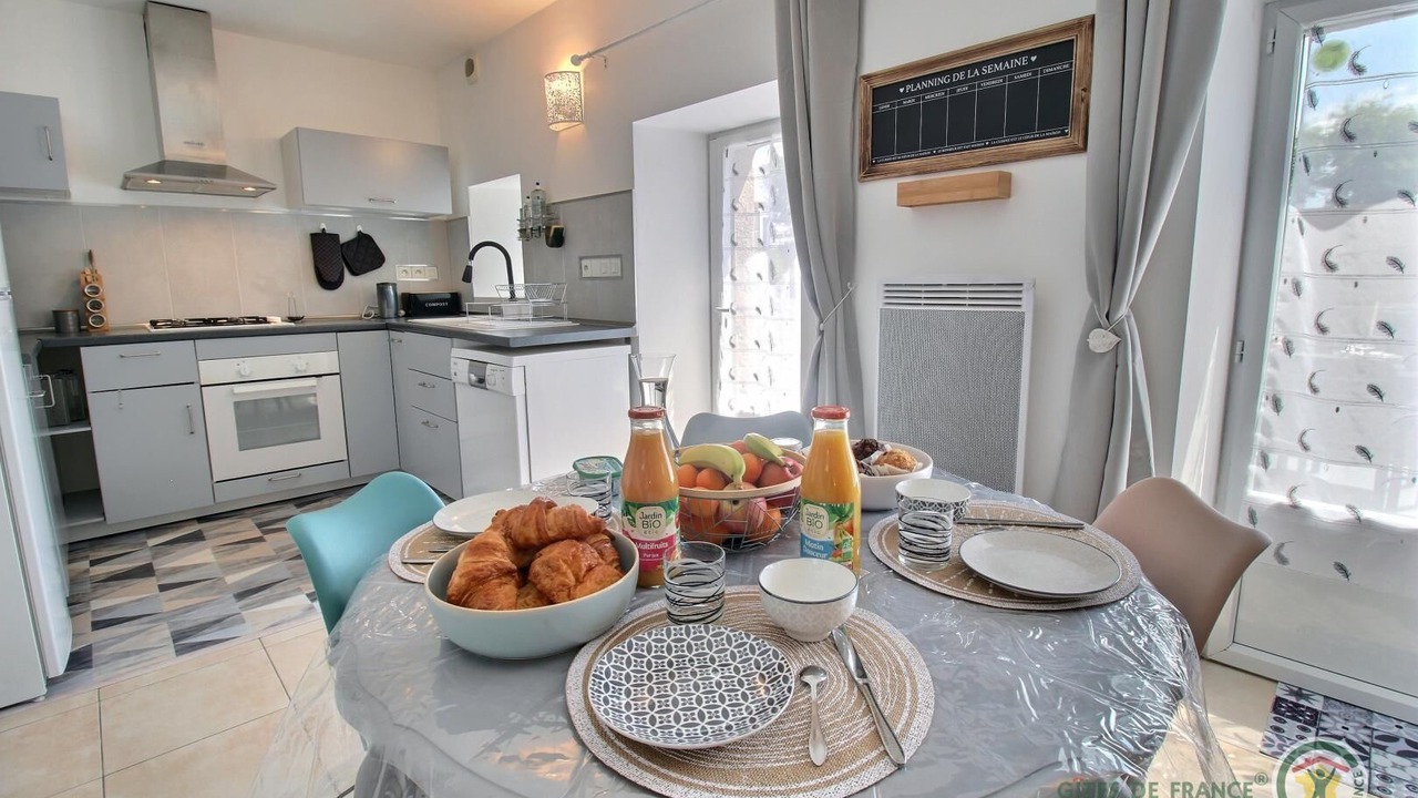 Photo of Others in Rospez