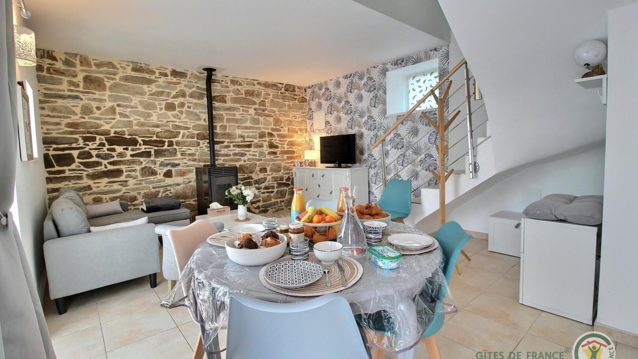 Photo of Others in Rospez