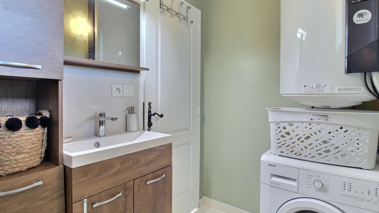 Photo of Bathroom in Rospez