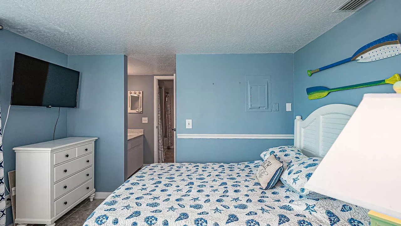 Photo of Bedroom in Port Canaveral