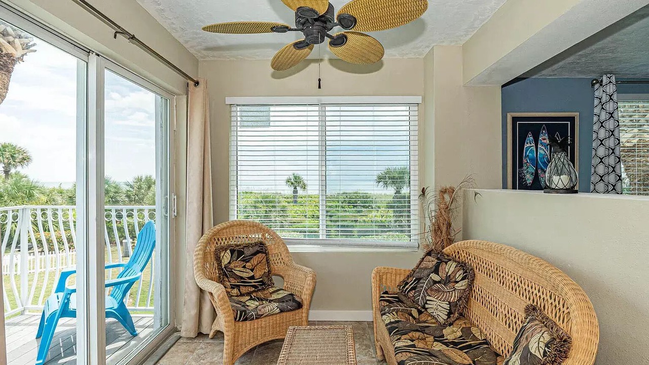 Photo of Livingroom in Port Canaveral