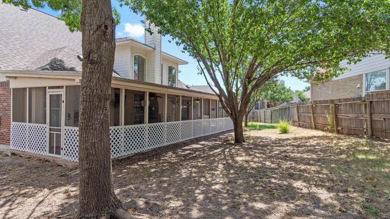 Photo of Outdoor in Manor