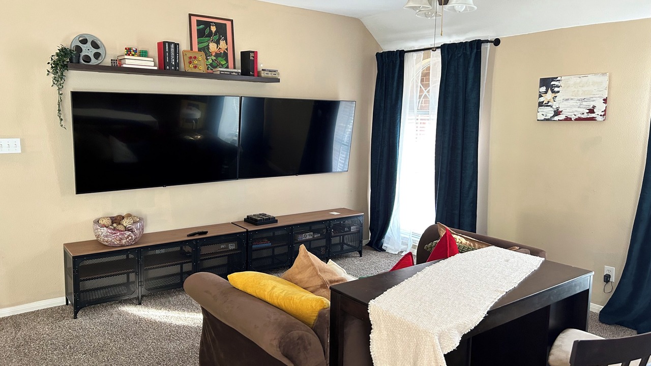 Photo of Livingroom in Manor