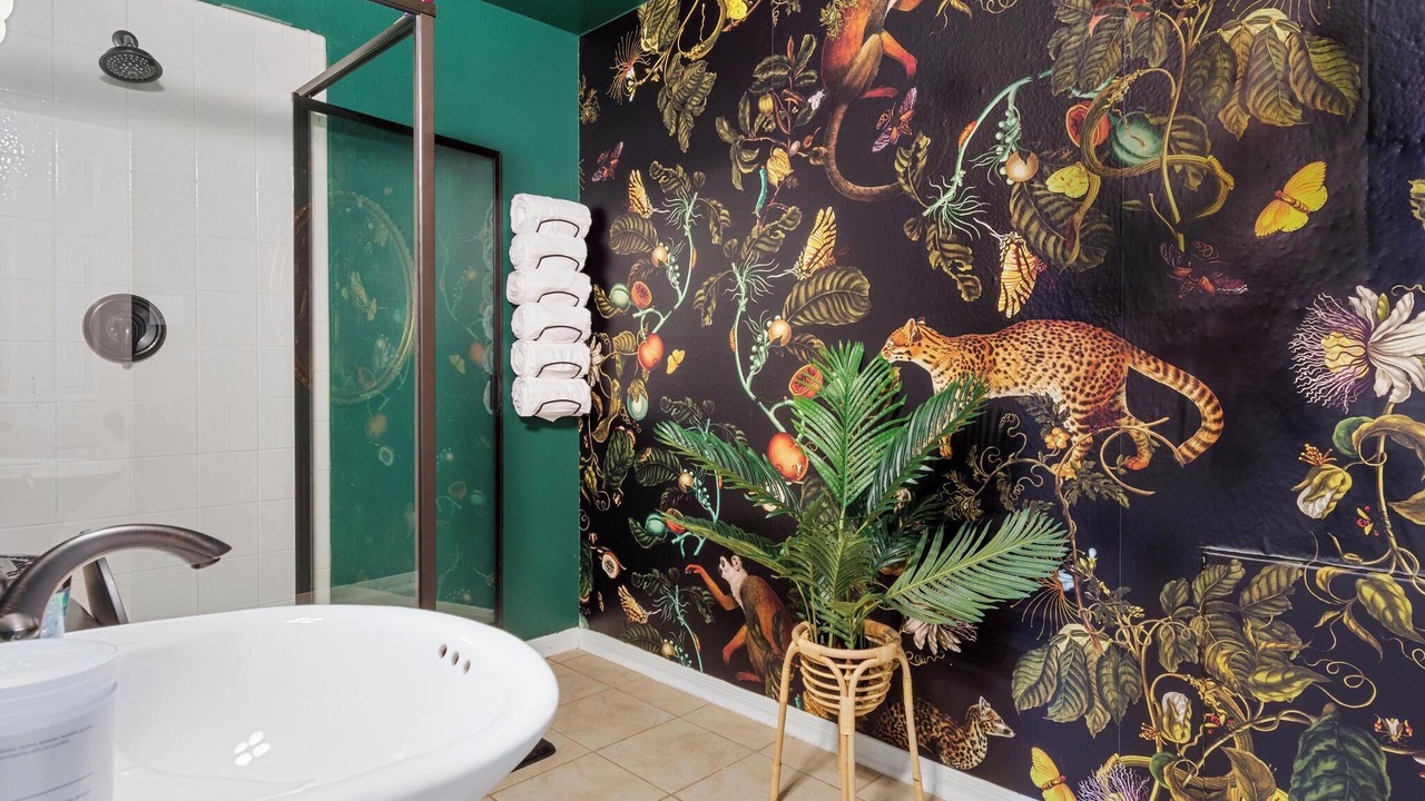 Photo of Bathroom in Manor