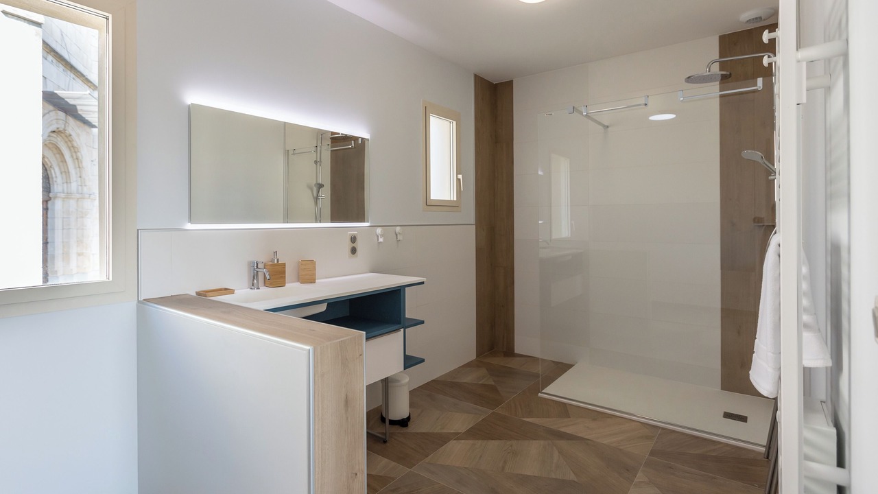 Photo of Bathroom in Grospierres