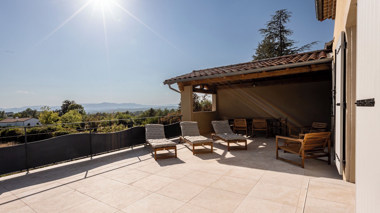 Photo of Patio Balcony in Grospierres