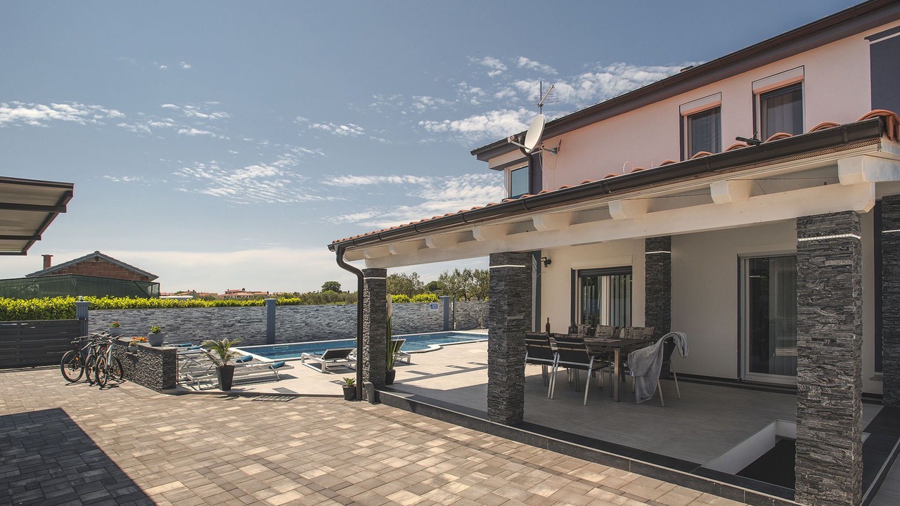 Photo of Outdoor in Valbandon