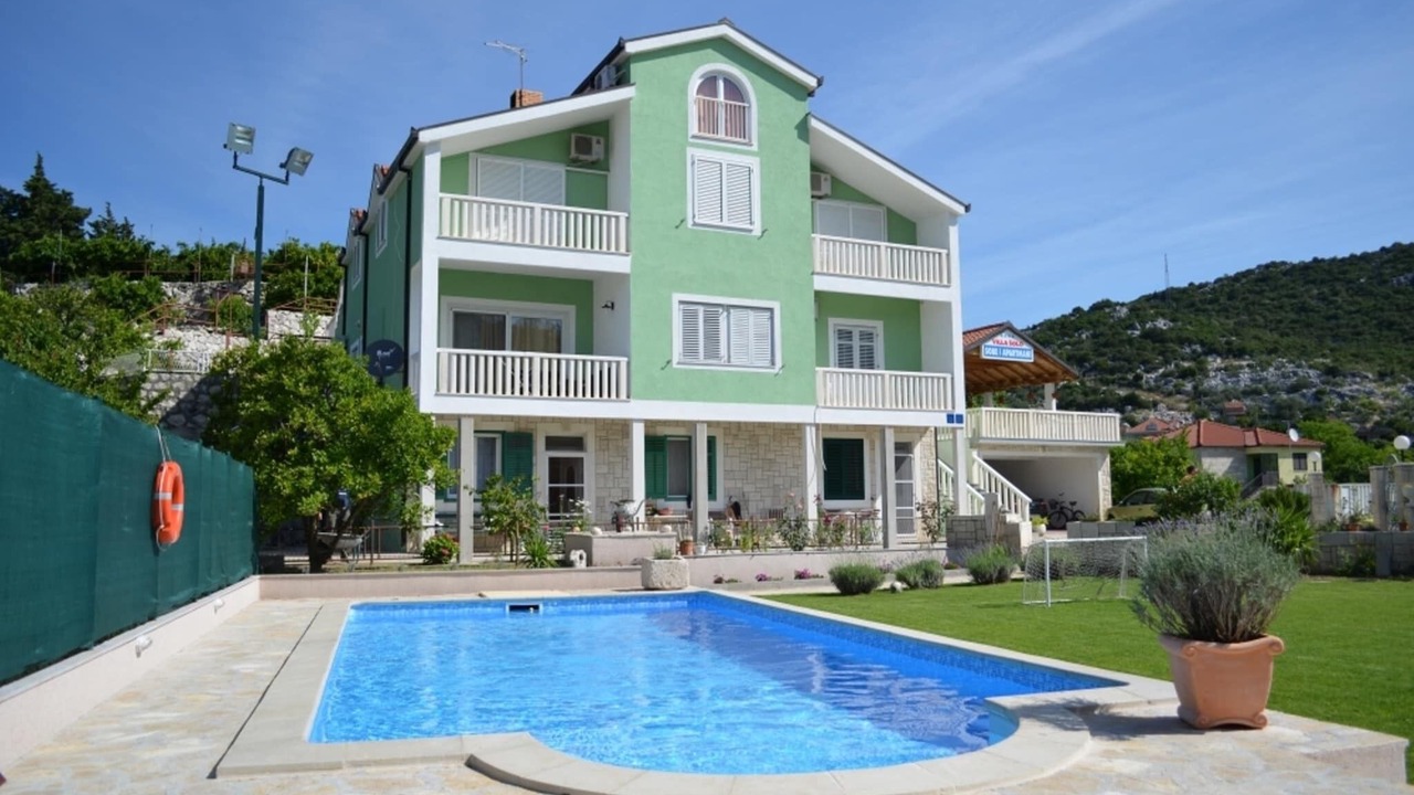 Photo of Outdoor in Peracko Blato