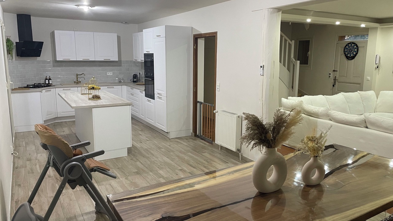 Photo of Livingroom in Saint-Andre-les-Vergers