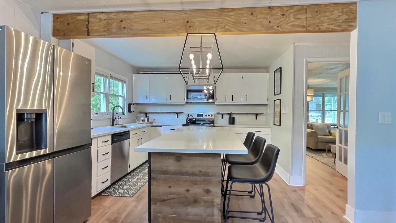 Photo of Kitchen in Sawyer