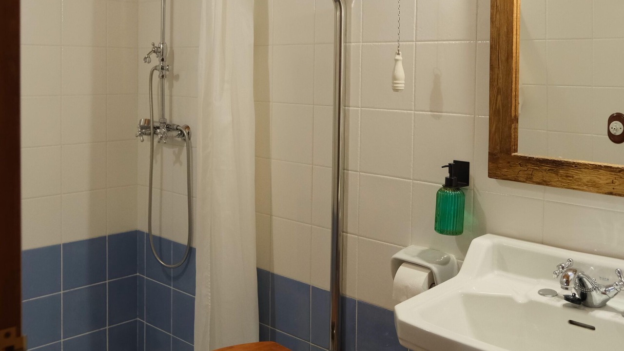 Photo of Bathroom in Guimera