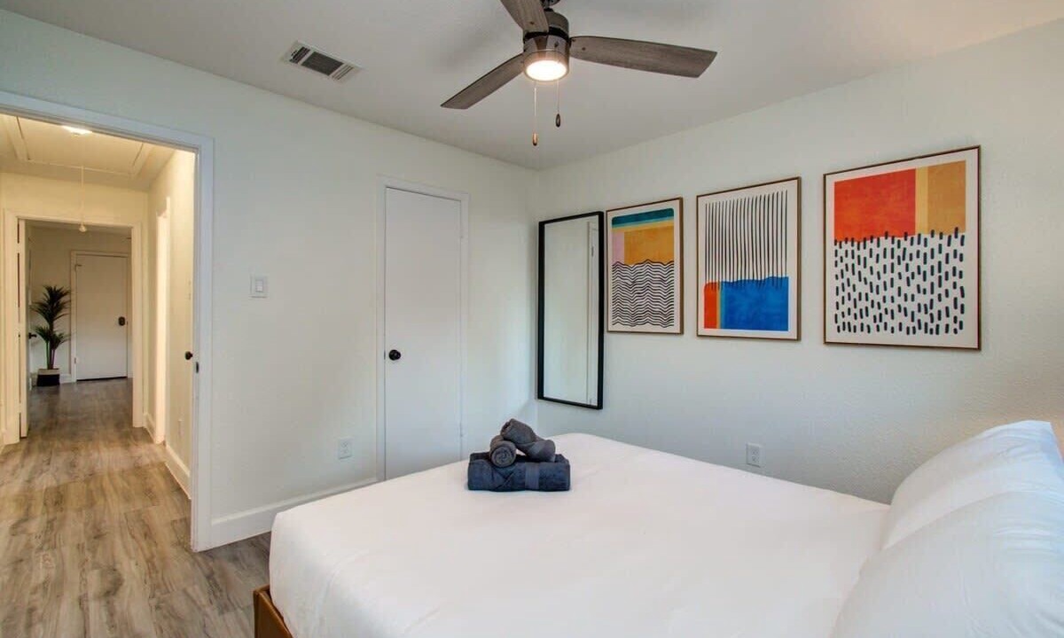 Photo of Bedroom in Friendswood