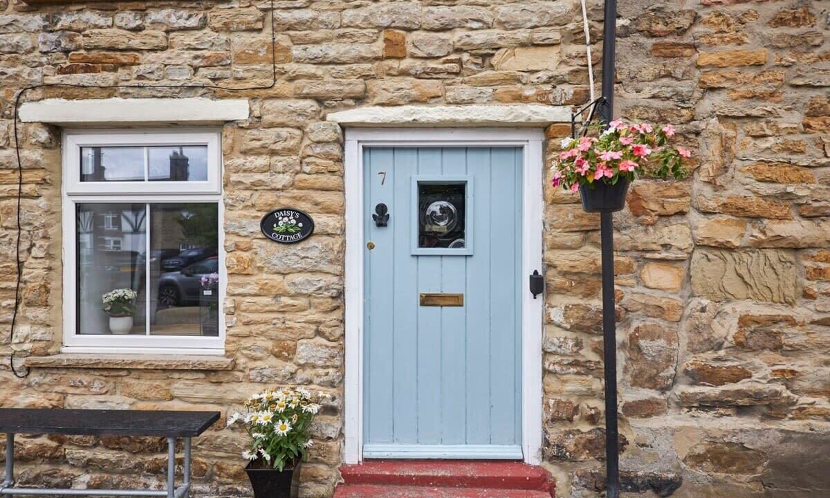 Photo of Others in Catton