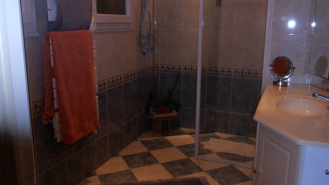 Photo of Bathroom in Les Ponts-de-Ce