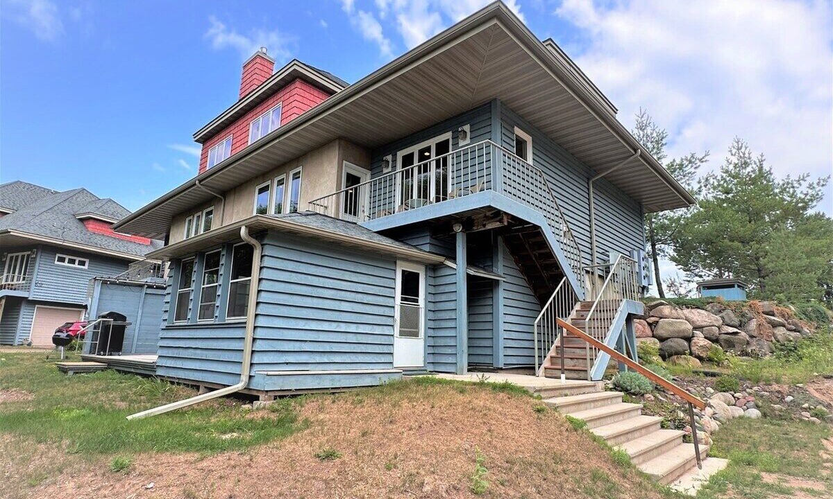 Photo of Outdoor in Phillips