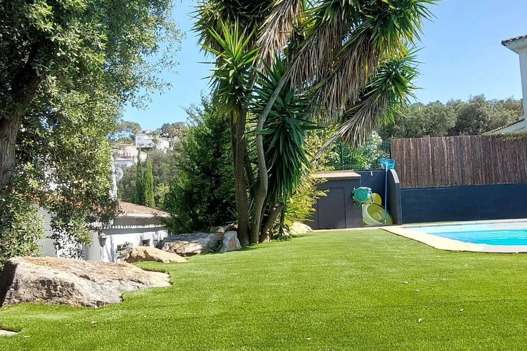 Photo of Outdoor in Pals