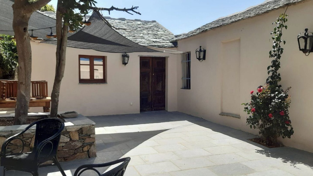 Photo of Patio Balcony in Ersa