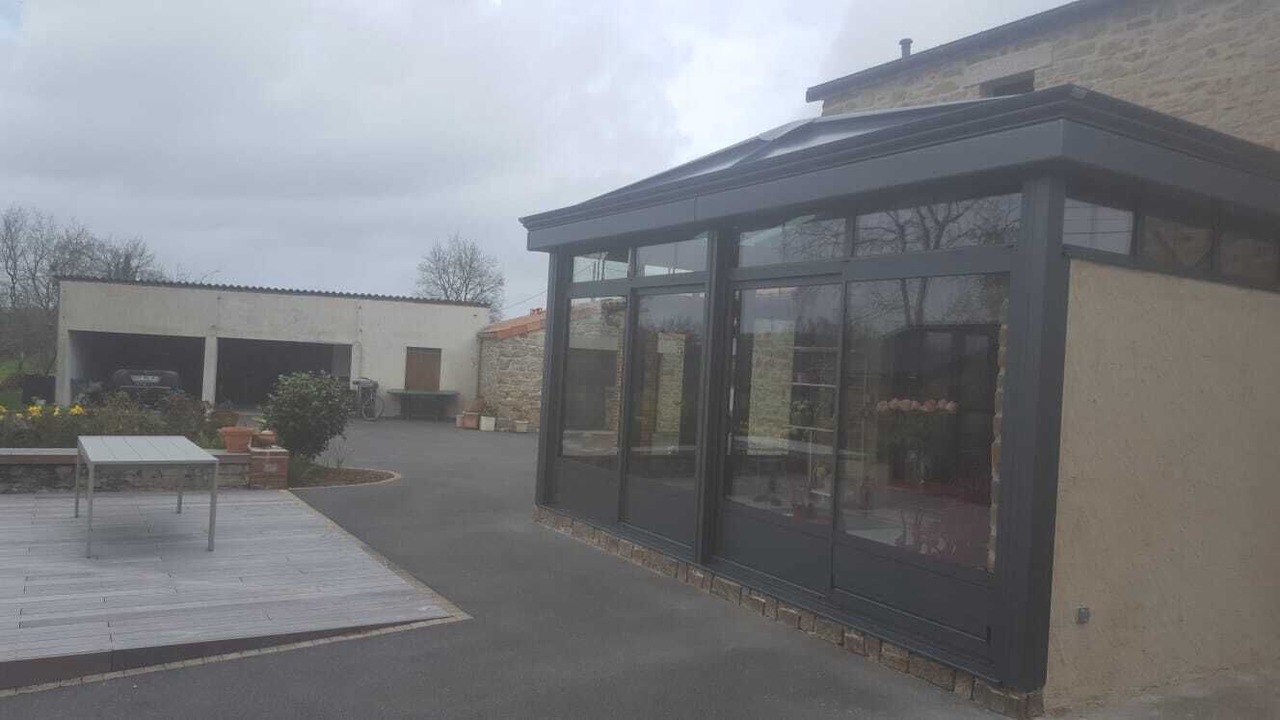 Photo of Outdoor in Saint-Etienne-de-Montluc
