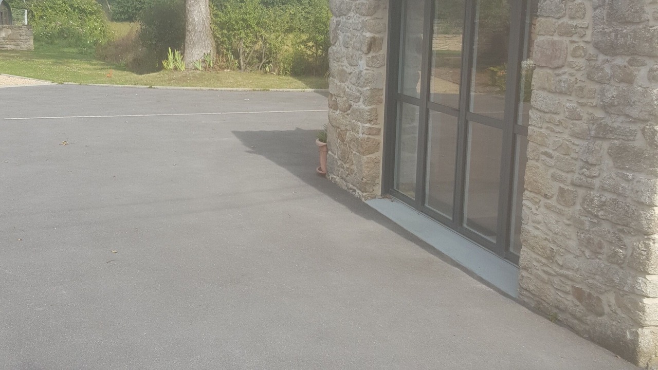 Photo of Outdoor in Saint-Etienne-de-Montluc