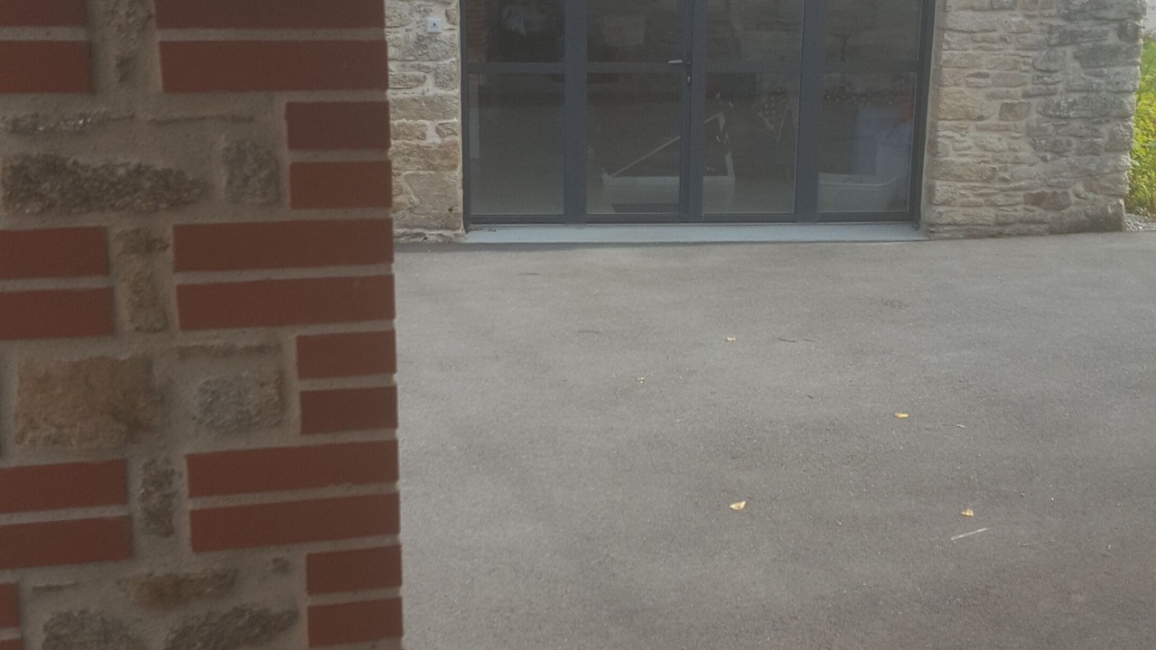 Photo of Outdoor in Saint-Etienne-de-Montluc