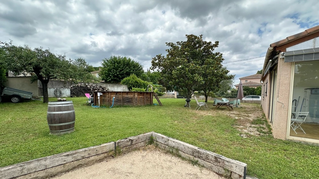 Photo of Outdoor in Pont-Saint-Esprit