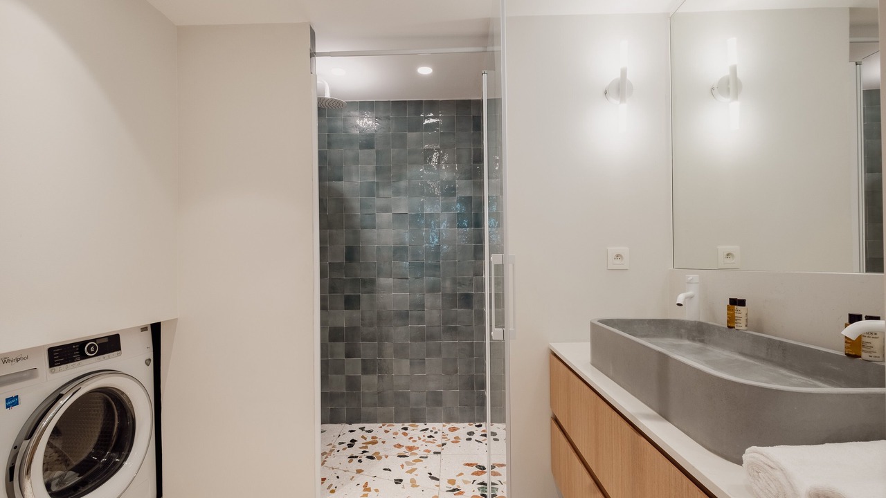 Photo of Bathroom in Notre-Dame-des-Champs